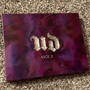 Urban Decay Vice 2 discontinued palette